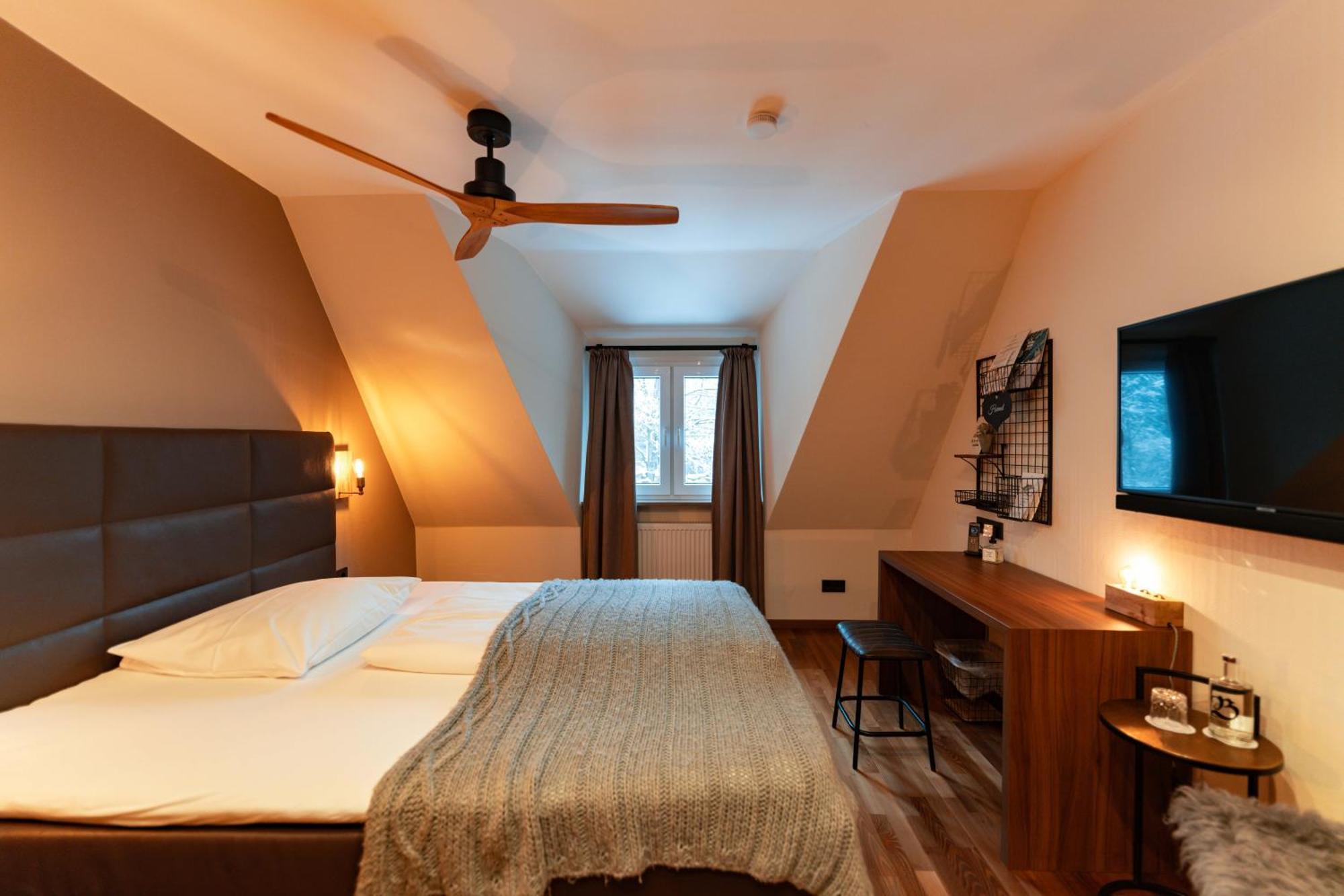 Boutique-Hotel Bayerischer Hof Kempten Phòng bức ảnh
